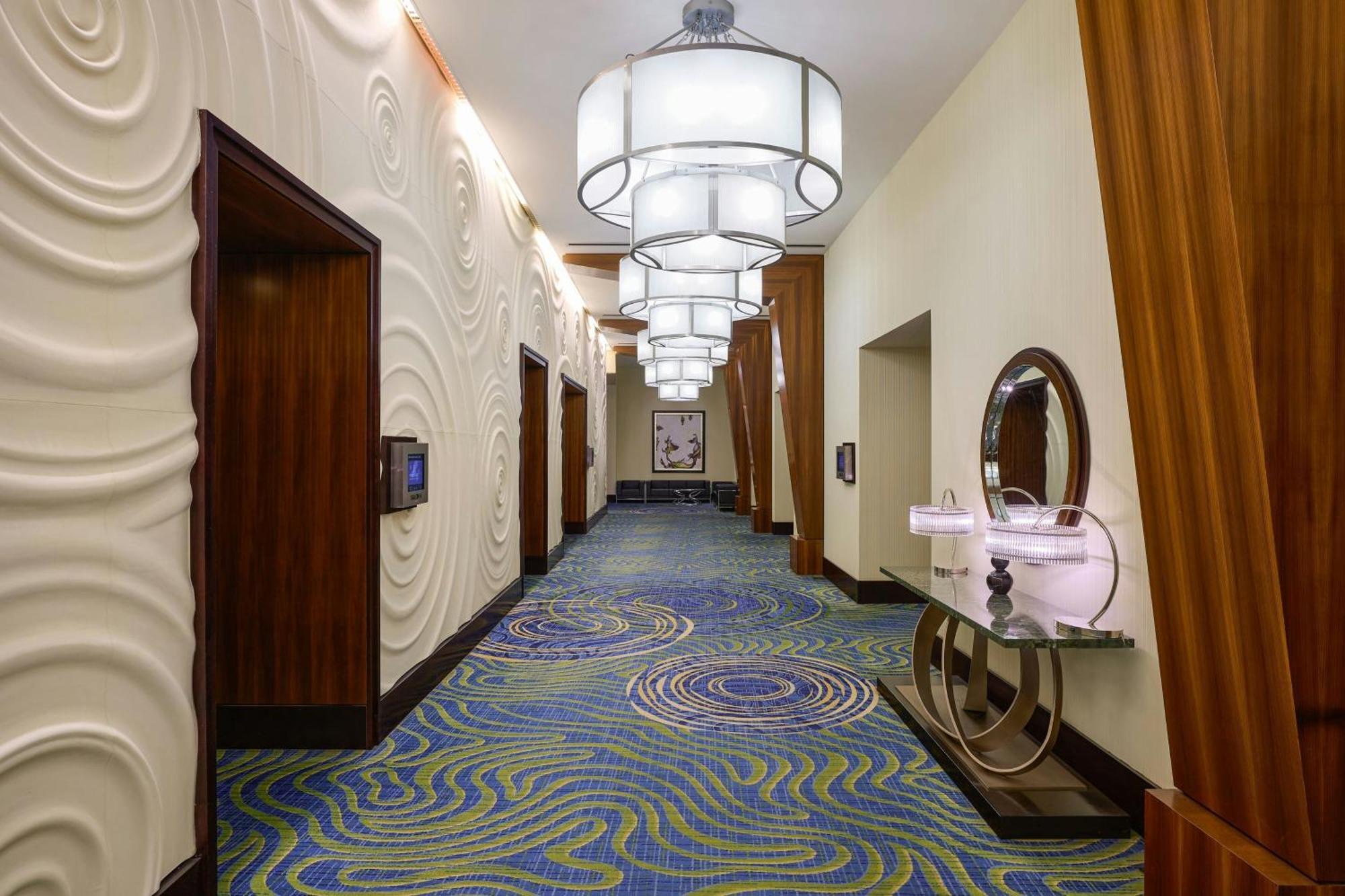 เรเนซองส์ อาร์ลิงตัน แคปิตอล วิว โฮเทล Hotel ภายนอก รูปภาพ