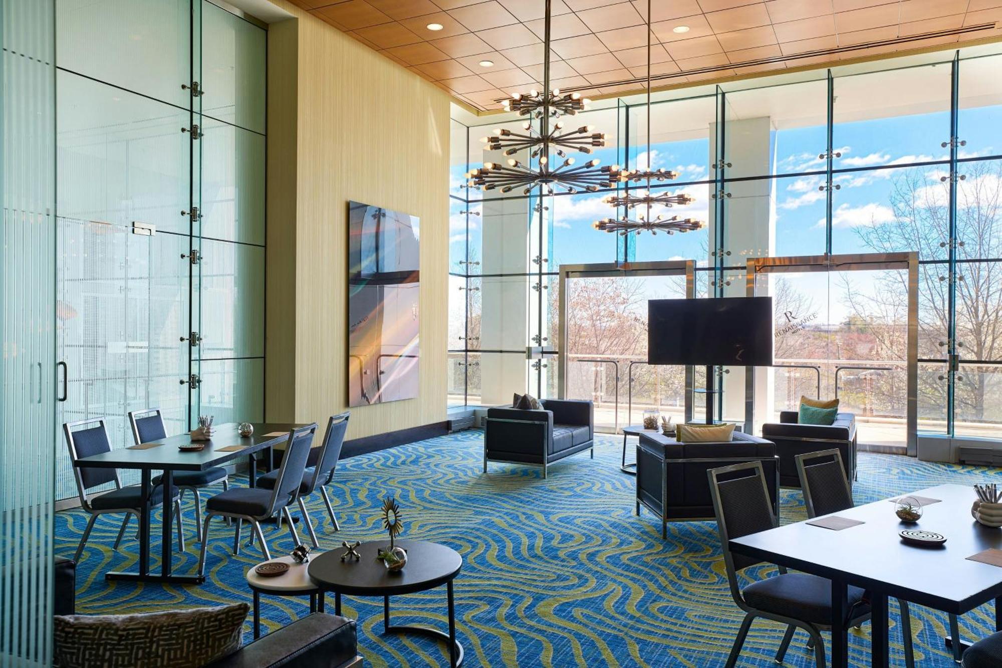 เรเนซองส์ อาร์ลิงตัน แคปิตอล วิว โฮเทล Hotel ภายนอก รูปภาพ