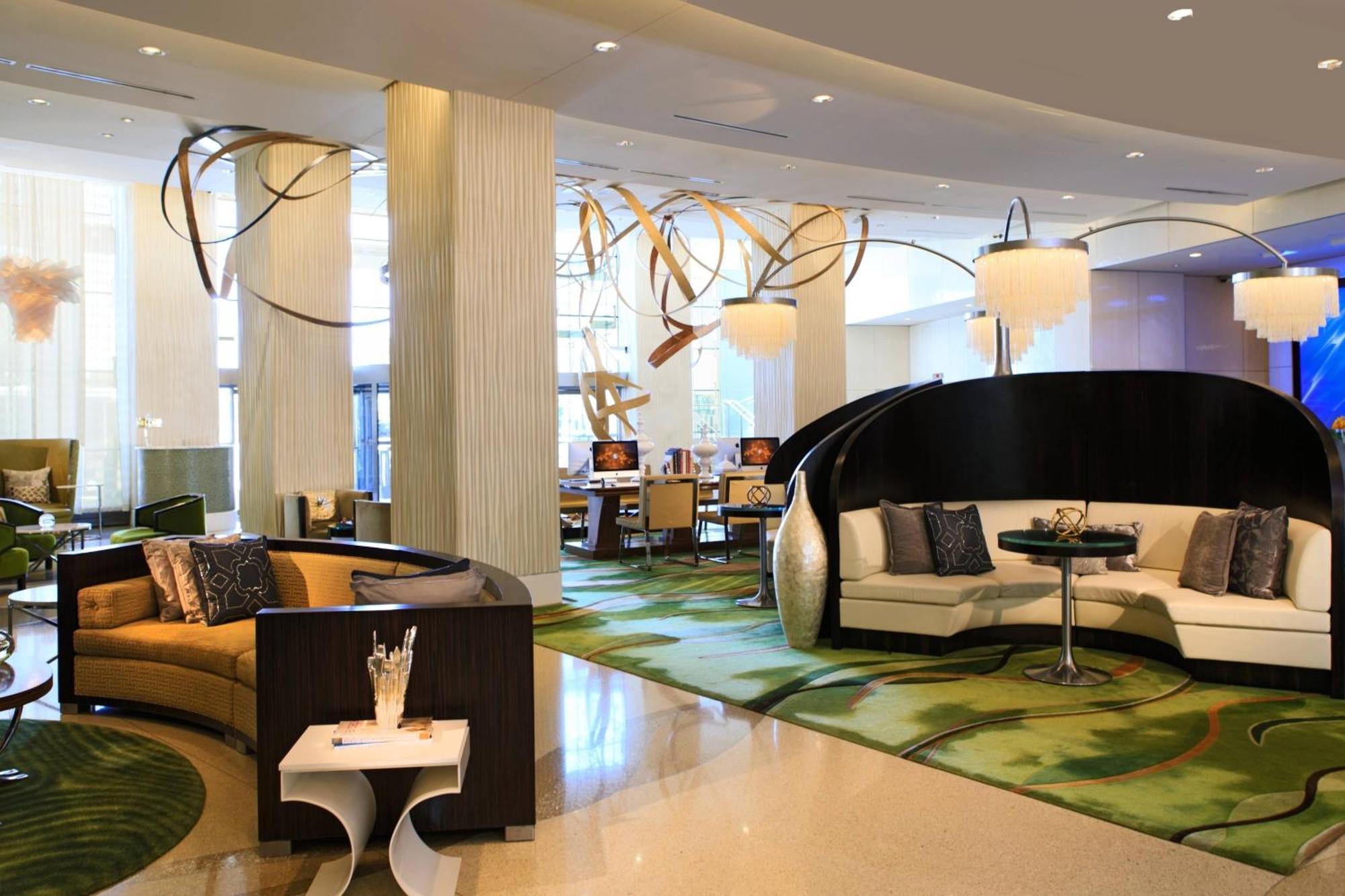 เรเนซองส์ อาร์ลิงตัน แคปิตอล วิว โฮเทล Hotel ภายนอก รูปภาพ